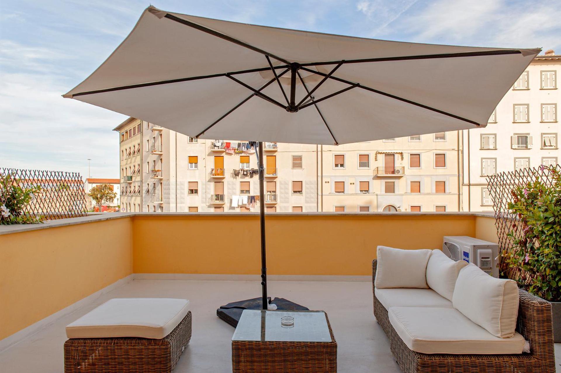 Waterfront Balcony I Grani 2 Resort Style Suite Livorno Luaran gambar